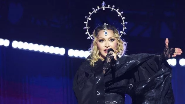 getty_madonna20with20halo_061725602485