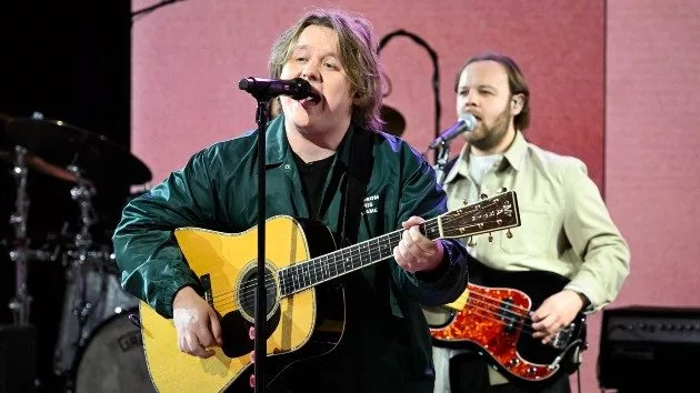 m_lewiscapaldi_070725648729