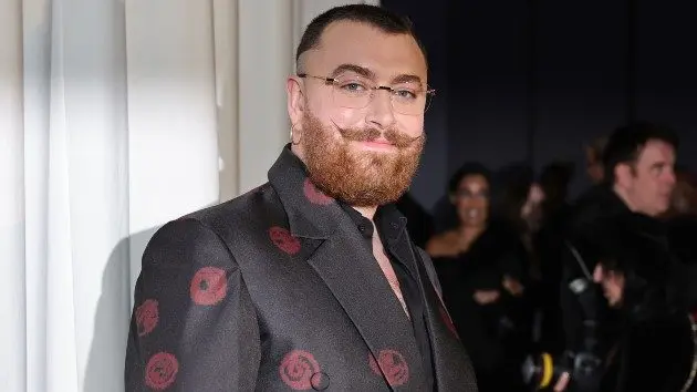 getty_samsmithsmiles_072225496444