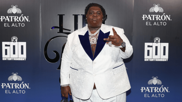 getty_bigxthaplug_82125604568