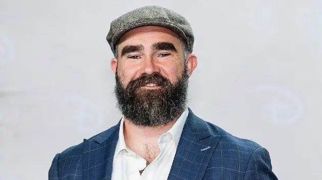 getty_jasonkelce_082725529431