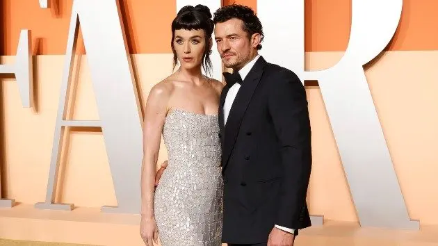 getty_katyperryorlandobloom_090425971999