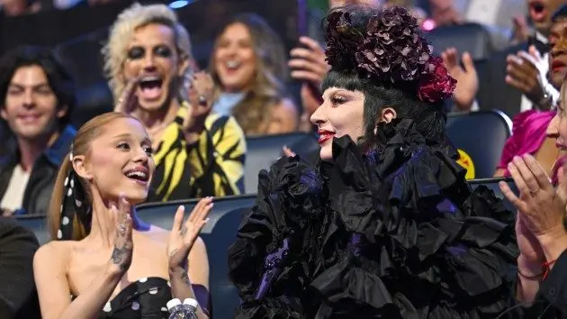 getty_ari20and20gaga20mtv_090725913440
