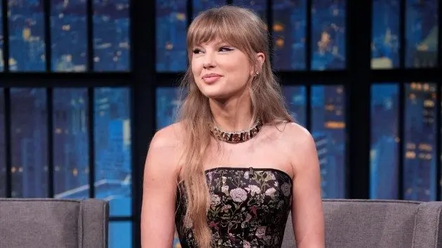 getty_taylorswiftonsethalone_10162552860