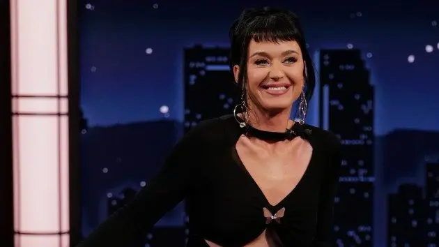 m_katyperry_110425321920