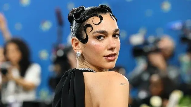 getty_dualipa_110425836934
