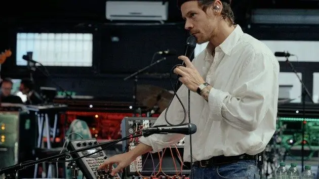 m_harrystylesonenightinmanchesterrehearsal_030526274485