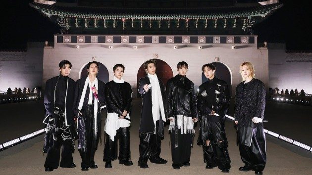 m_btsnetflixconcertportrait_032326800361