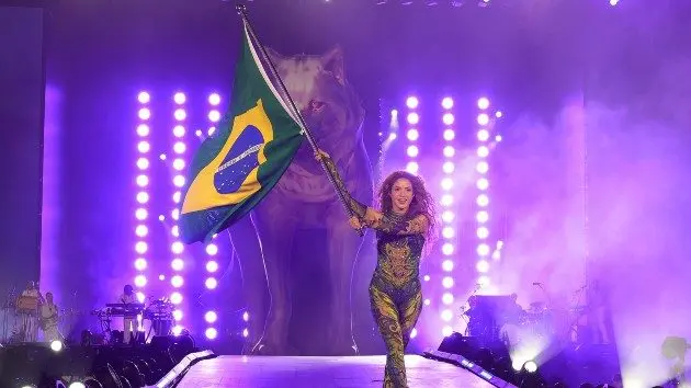 getty_shakirainrio_05042659103