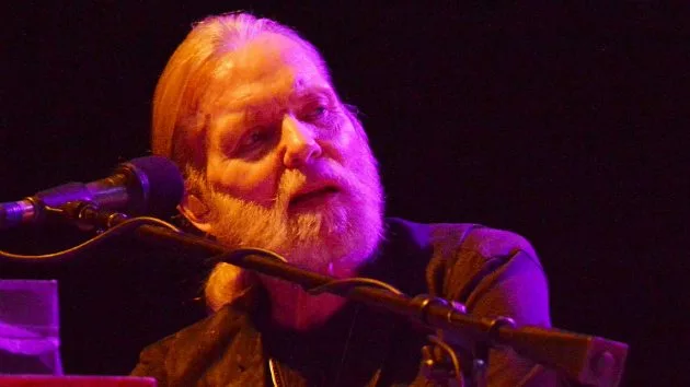 getty_greggallmanforfuneralstory_053017_630