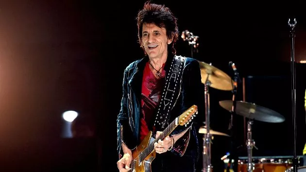 getty_ronniewood630_060117