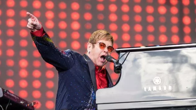 getty_eltonjohnatderby_060517