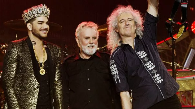 m_queenadamlambert_onstage_creditxaviervila_062217-2