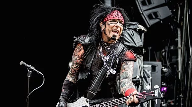 getty_nikkisixx_062617