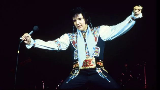 getty_elvis1975_630_081517