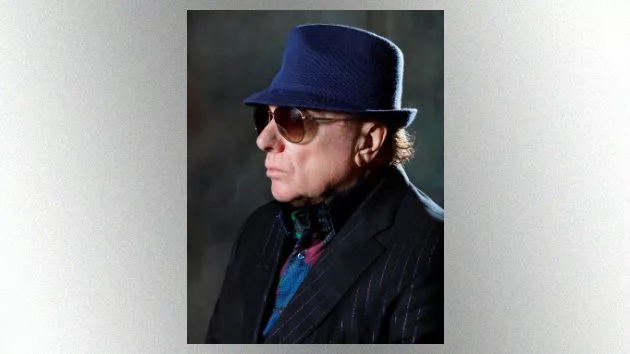 m_vanmorrison630_creditjillfurmanovsky_071117