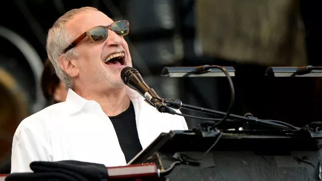 getty_donaldfagen_091217