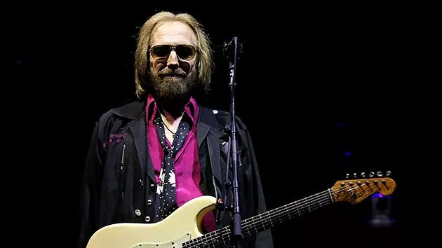 getty_tompetty630_100417
