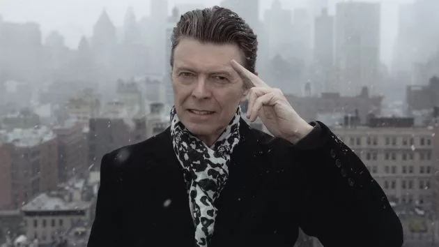 m_davidbowie630_hbopromo_102517