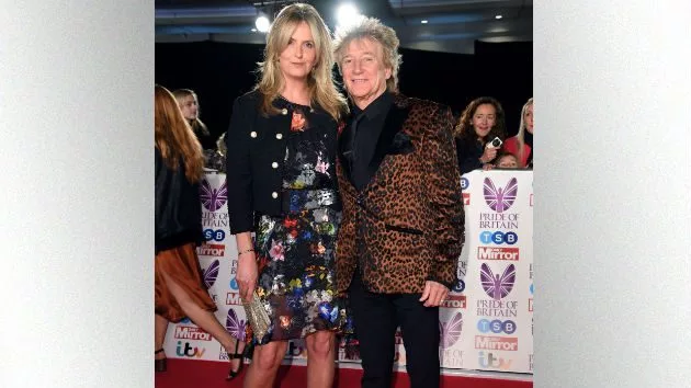 getty_rodstewartandpenny_103117