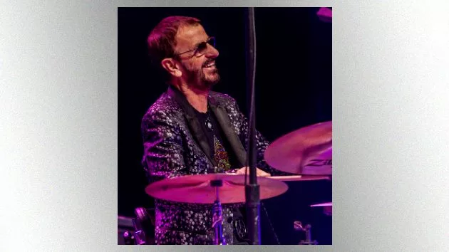 m_ringostarr630_atdrums_113017
