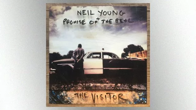 m_neilyoungthevisitor630_110317