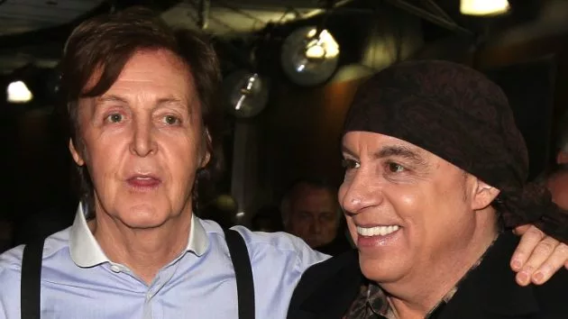 getty_paulmccartneystevenvanzandt630_110617