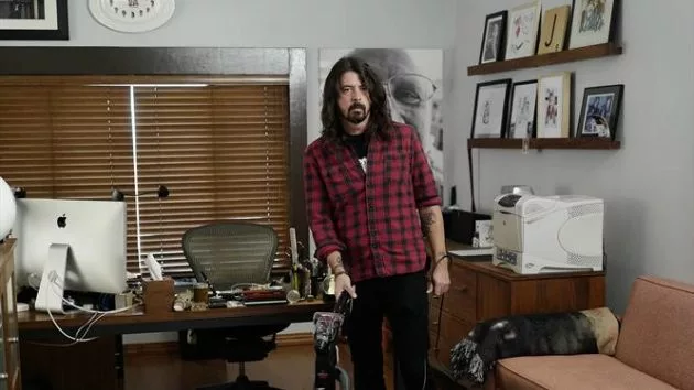 m_davegrohl_11917
