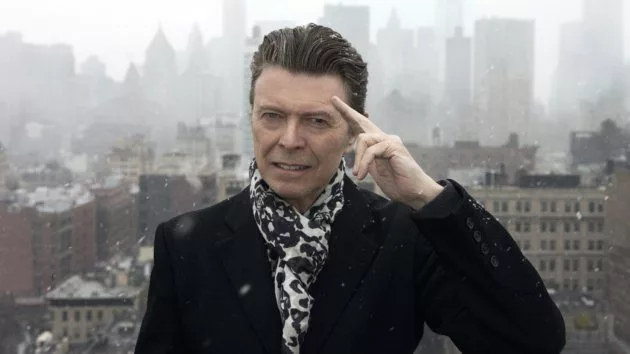 m_davidbowie630_creditjimmyking_032013