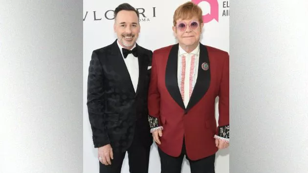 getty_eltonjohndavidfurnish2018oscars_030518