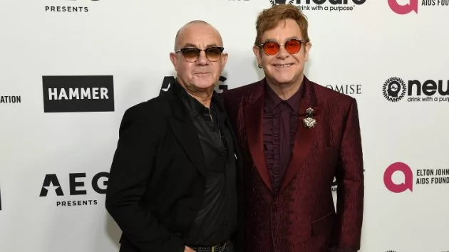 getty_eltonjohnbernietaupin630_040518