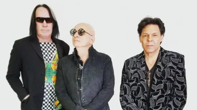 m_utopia630_reunionlineup_041218