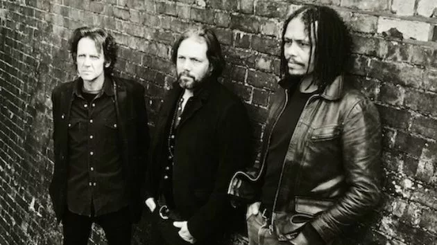 m_magpiesalutemarcfordrichrobinsonjohnhogg630_030818-2