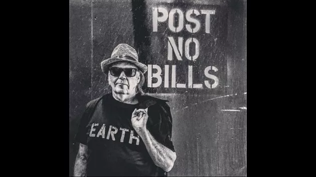 m_neilyoungdarylhannah042418