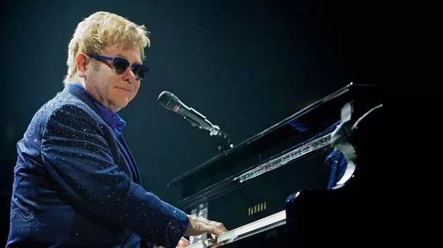 m_eltonjohn043018