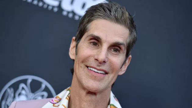 g_perryfarrell_62918