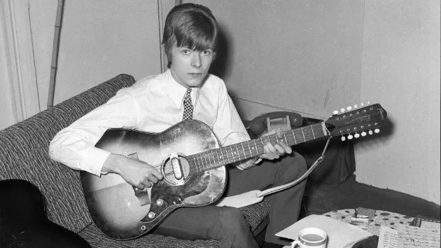 getty_davidbowie630_circa1966_072318