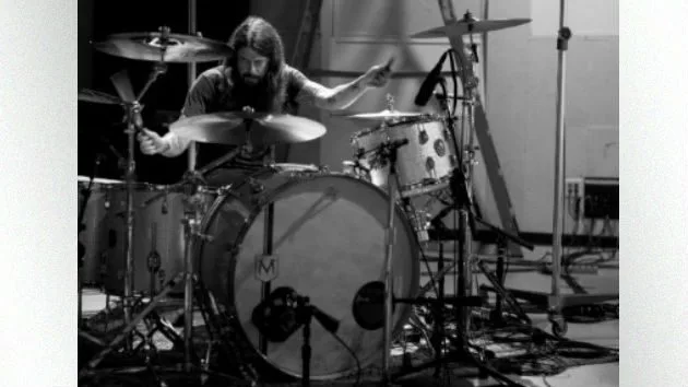 m_grohl_play_08092018