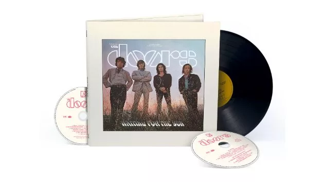 m_doorswaitingforthesunreissue630_062618-2