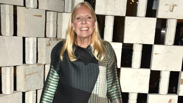 getty_jonimitchell630_110618