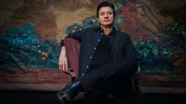 m_steveperry630_creditmyriamsantos_012119