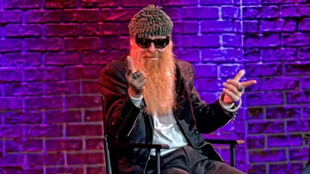 m_billygibbons630_onspeakeasy_creditjimbelmont_021119