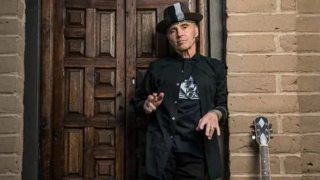 m_nilslofgren630_bydoor_creditcarlschultz_022719
