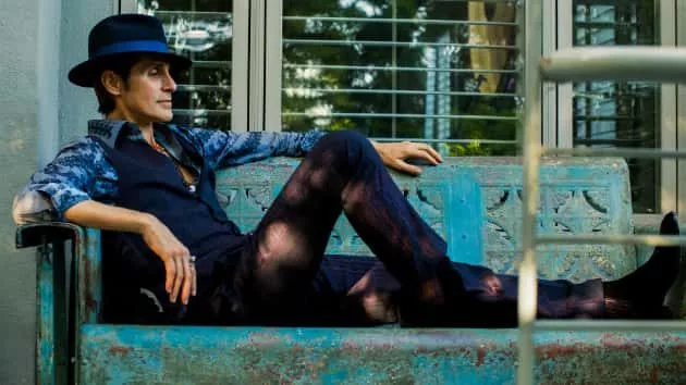 m_perryfarrell_101518-2