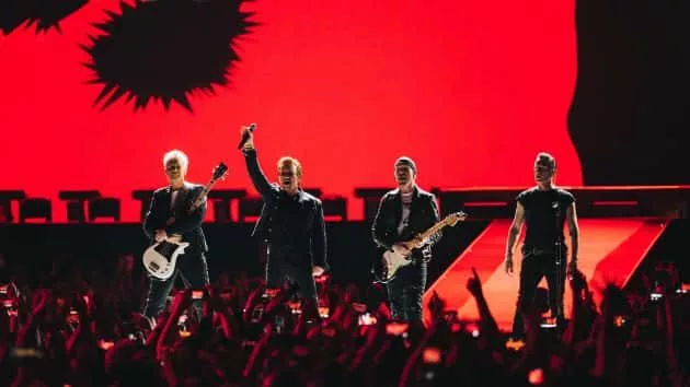 m_u2630_thejoshuatreetourredbackground_creditdannynorth_091819