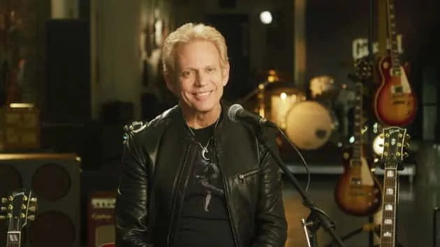 m_donfelder630_mixtapestill_courtesyaxstv-joyfactory_100919