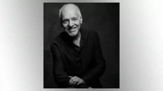 m_peterframpton630_bw_050819-4