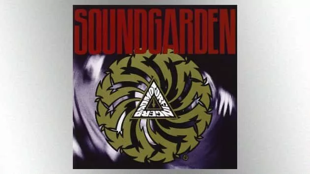 m_badmotorfinger_82819