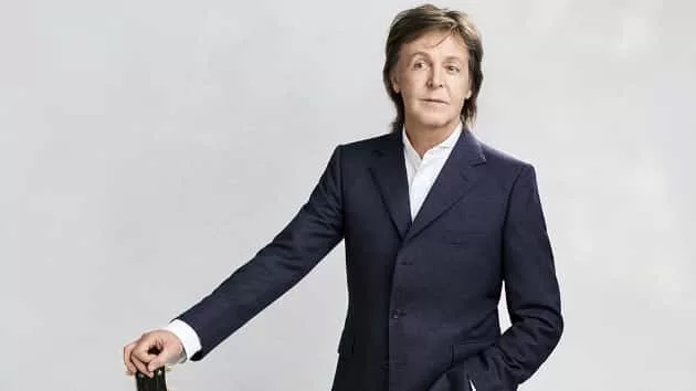 m_paulmccartney630_graybackground_040320-3