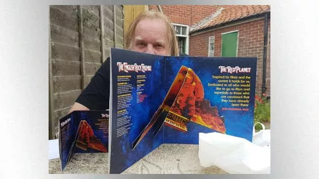 m_rickwakeman630_withtheredplanet_070220